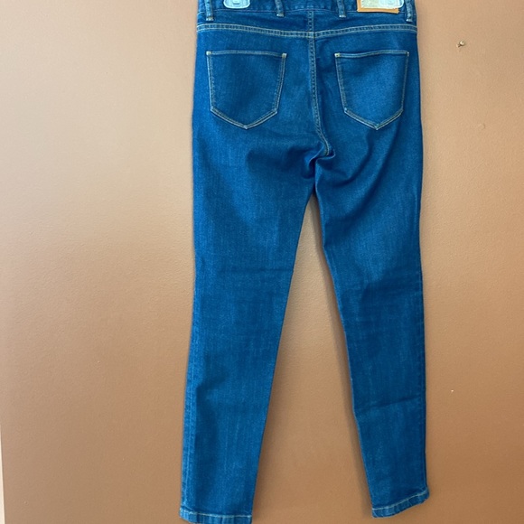 Massimo Dutti ladies jeans in size 4. Made in Morocco. - Picture 3 of 9